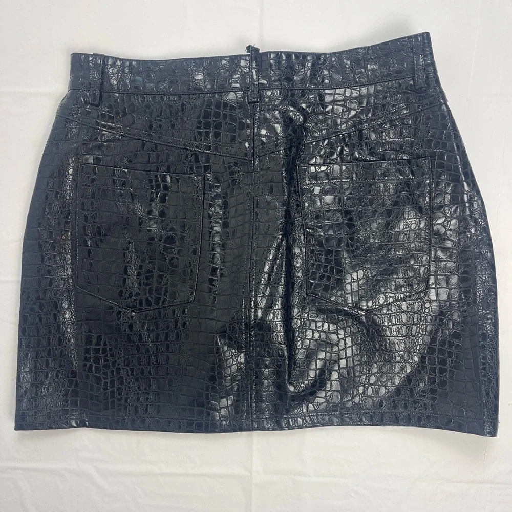 Jagger & Stone Croc Faux Leather Mini Skirt Y2K Clubwear Size 6 - Picture 3 of 9